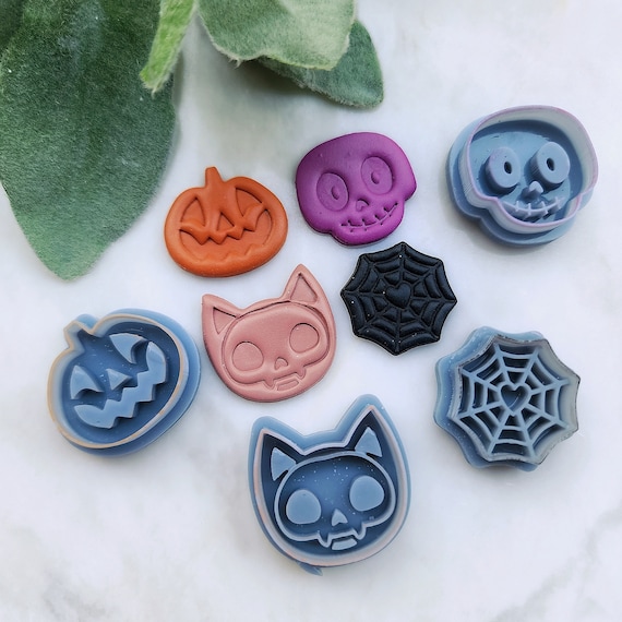 Halloween Polymer Clay cutters Stud earring clay cutters Earrings molds Polymer clay tool Skull Pumpkin Spider net Cat sharp cutter stamp