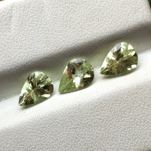 Pear Cut Tsavorite: Light Green Garnet Gemstone (7x5 mm, 2.10 Cts)