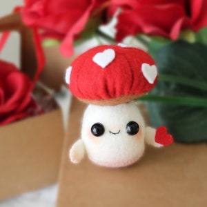 Kawaii felt Mushroom valentine's day pattern