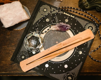 Witch Treasure Box, Personalised Modern Witch Discovery gift- crystal Witch gift - crystal Treasure  - Altar Tool box jewelry -Pagan gift
