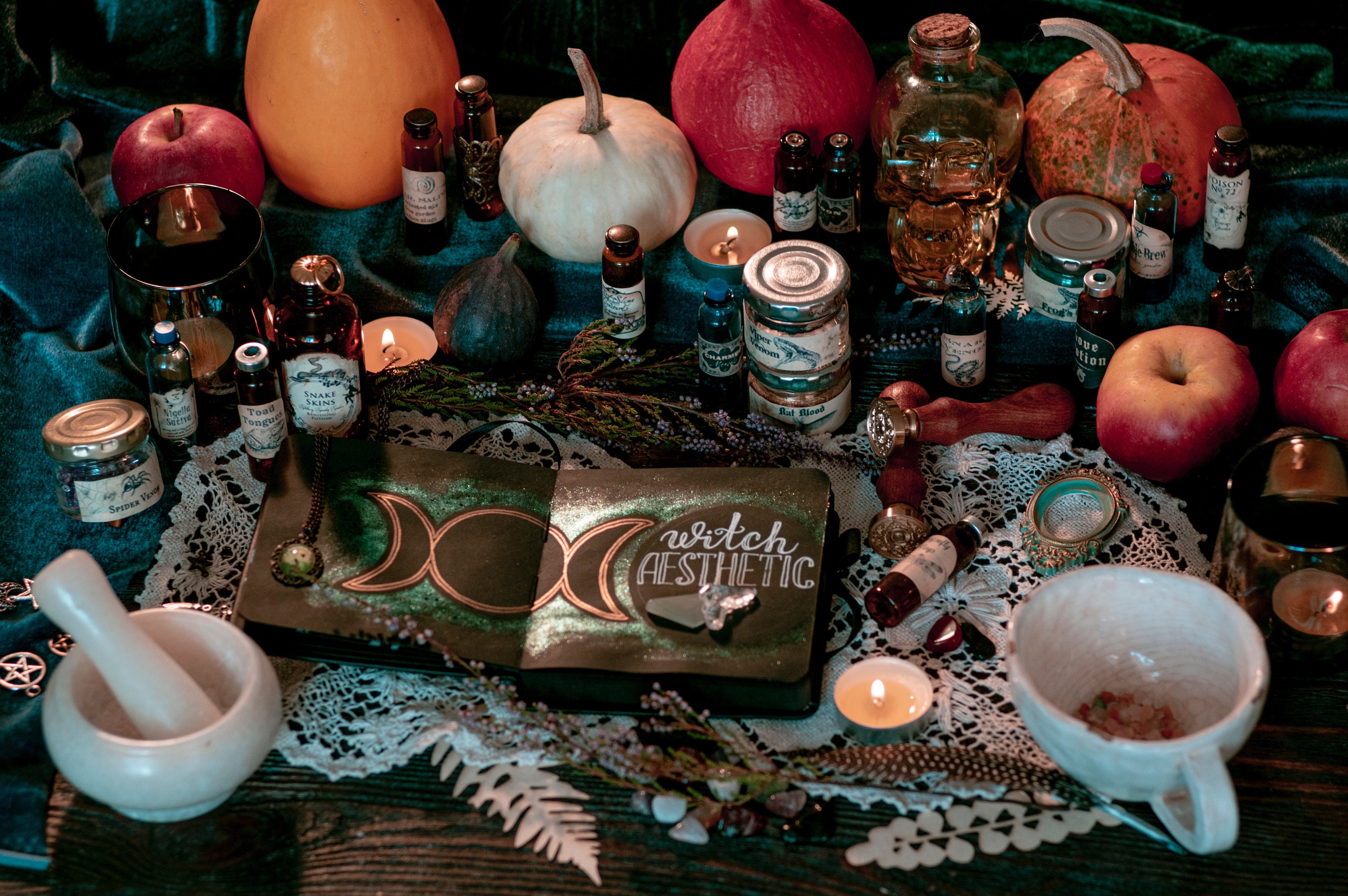 Personalised Witch Treasure  Box, witchy Lucky gift- crystal Lucky gift - crystals Discovery- altar kit- Unique box jewelry - pagan gift box