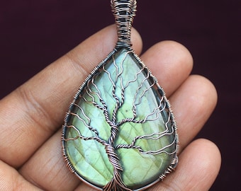 Beautiful Tree Of Life Pendant Labradorite Gemstone Copper Wire Wrap Pendant Jewelry/ Gift For Mom/ Oxidize Polish/ Labradorite Necklace