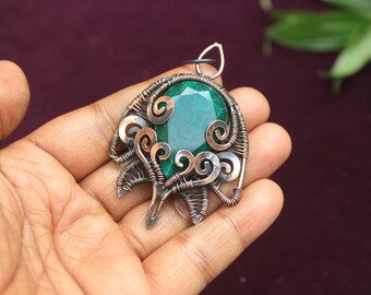 エメラルド銅の魚ペンダント：酸化ワイヤーラップジュエリー - Etsy 日本