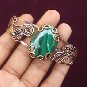 Attractive Malachite Bangle/ Copper Wire Bangle/ Pure Copper/ Gift For Her/ Adjustable Bangle/ Copper Bracelet/ Christmas Gift/ Cuff Bangle