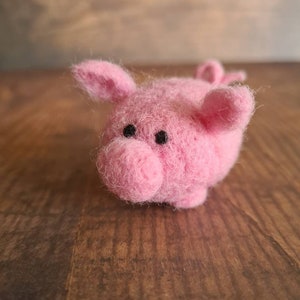 Pig lucky charm felt figure image 1