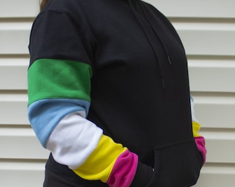 Sudadera con capucha con bloques de color del orgullo por la discapacidad