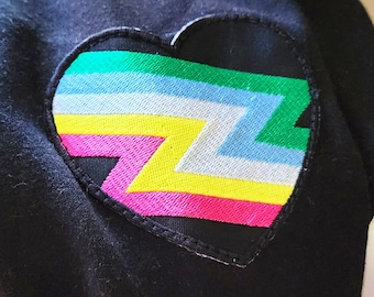 Sudadera con capucha y parche de corazón del orgullo por la discapacidad