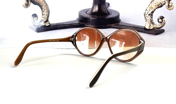 Vintage 70s Womens Sunglasses  "Model 9603"  with… - image 10