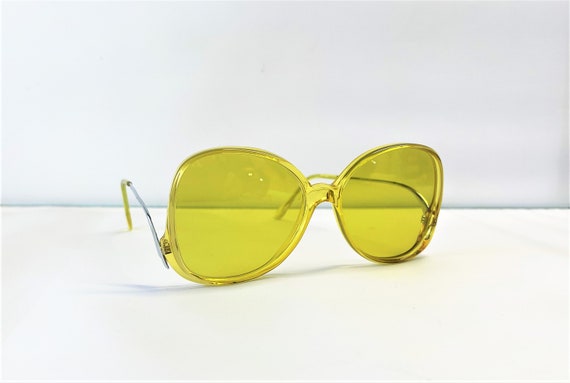 Vintage 1980s Womens Drop-Arm Sunglasses with Cus… - image 8