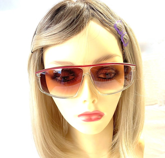 Vintage 1980s  Womens Oversized Sunglasses MODEL … - image 1