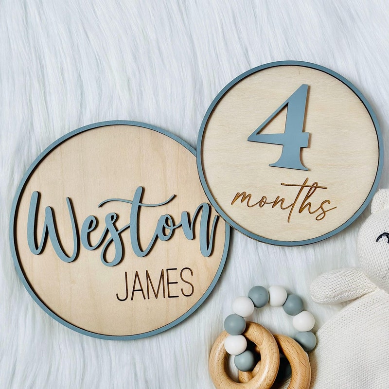 Wooden Interchangeable Milestone Cards, Personalized Baby Name Sign, Baby Monthly Milestone Markers, Baby Monthly Signs, Baby Milestone Disc