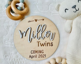 Custom Twin Pregnancy Announcement Sign, Twin Announcement Plaque, Pregnancy Reveal, Twin Baby Announcement, Baby Due Sign, Twins baby gift