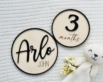 Marcadores de hitos mensuales para bebés / Letrero de madera personalizado con el nombre / Tarjetas de hitos / Accesorio para fotos de recién nacidos