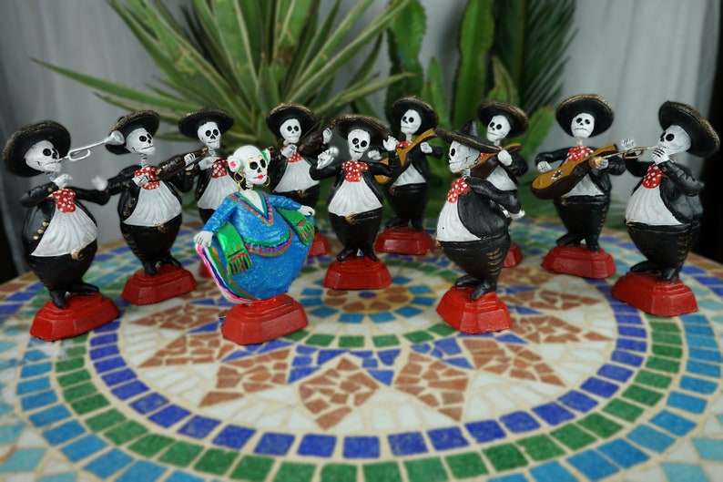 Day of the DeadCinco de Mayo Chubby Skeleton Mariachi