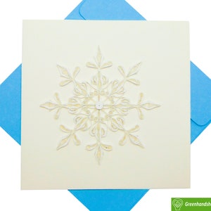 Biglietto d'auguri quilling con fiocchi di neve, unico dedicato fatto a mano/fatto a cuore. Biglietto d'auguri di design per tutte le occasioni
