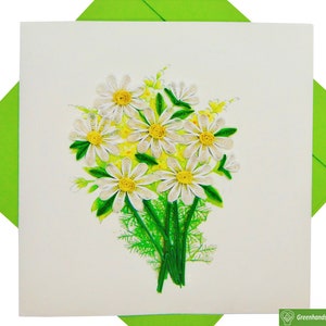 Buquê de margaridas brancas, cartão de felicitações quilling – arte exclusiva dedicada à mão/feita com coração. Design de cartão comemorativo para todas as ocasiões