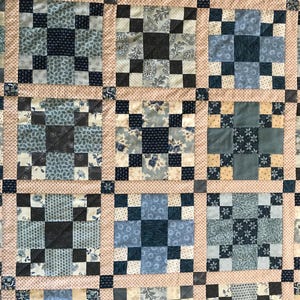 Blue and Bone Quilt - Etsy