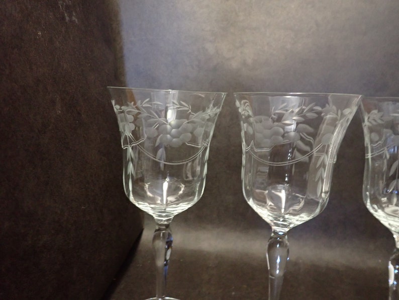 Vintage 4 Clear Etched Red Wine or Water Goblets with Swag and Dots for Wedding