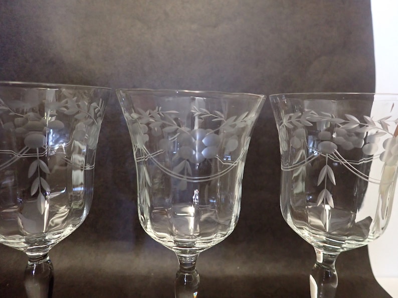 Vintage 4 Clear Etched Red Wine or Water Goblets with Swag and Dots for Wedding