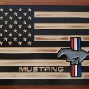 American Ford Mustang wooden flag. Mustang flag. Garage wall decor. Racing flag. Mustang owners gift. Men&#39;s gift. Mancave decor. Car shop.