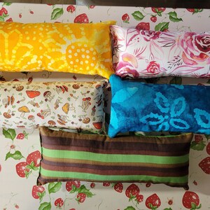 Small pet pillows/ neck/ doll/ arm