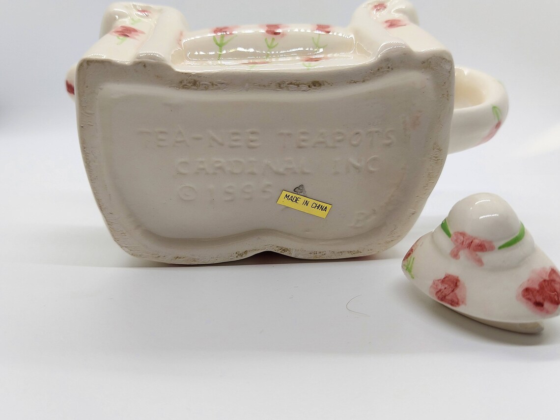 Vintage Teanee Teapot Cardinal Inc Cat on Sofa Teapot Etsy