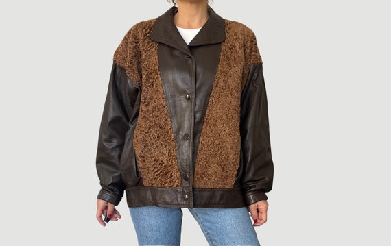 Vintage Woman Brown Leather & Faux Fur Bomber Jacket Oversized Lightweight Bomber Leather Coat Crop Leather Jacket Size L 1990s - Etsy Vintage Woman Brown Leather & Faux Fur Bomber Jacket Oversized Lightweight Bomber Leather Coat Crop Leather Jacket Size L 1990s - Etsy
