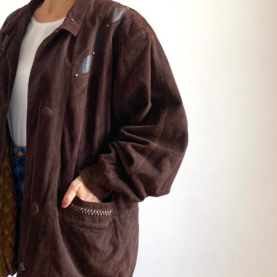 Vintage woman Brown Suede jacket - Oversize Avant… - image 2