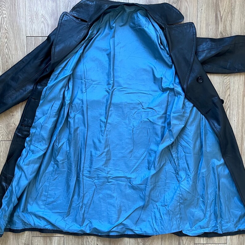 Vintage svart lädertrenchcoat: Avant Garde-överrock, storlek M/L bild 8