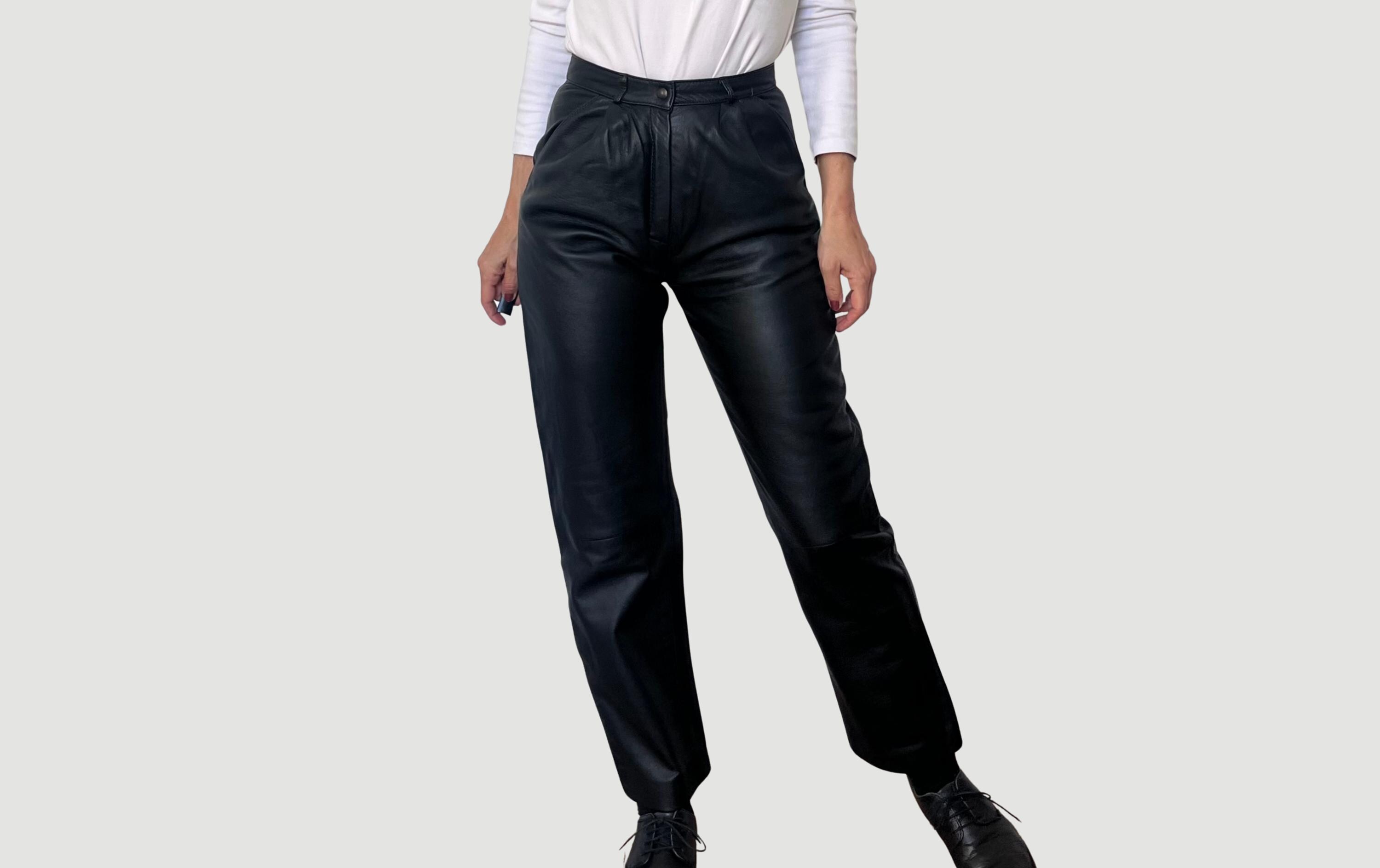 シルエット◎ 90s~ NICORE Archive Leather Pants Vintage 90s Black Leather Trousers - High Waist Biker Pants Size S