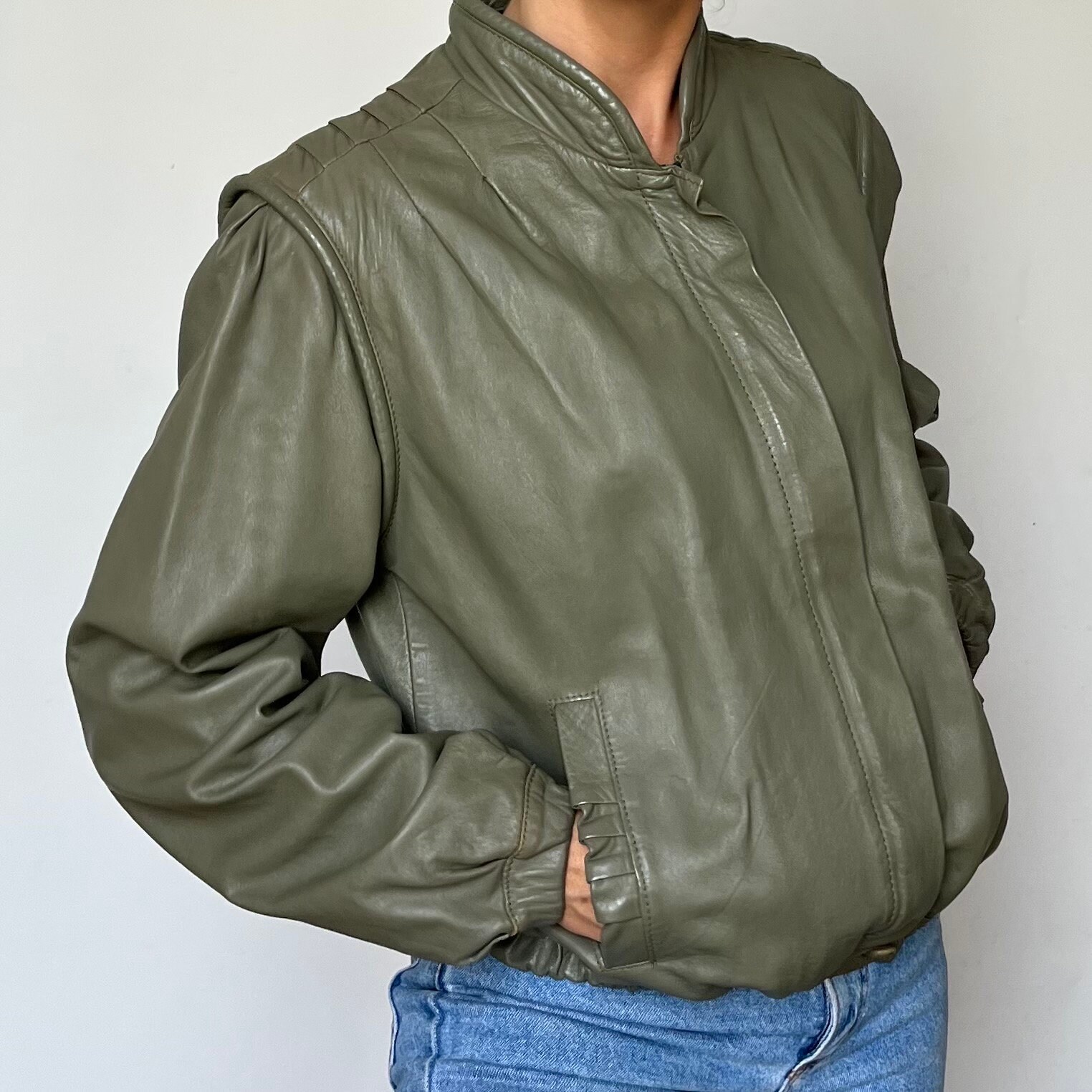 Vintage Woman Green Leather Bomber Jacket Cropped Bomber Etsy