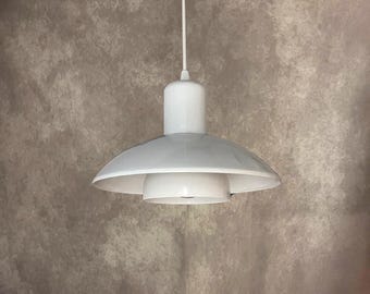 IKEA ミッドセンチュリー モダン ホワイト シーリングランプ、イエロー