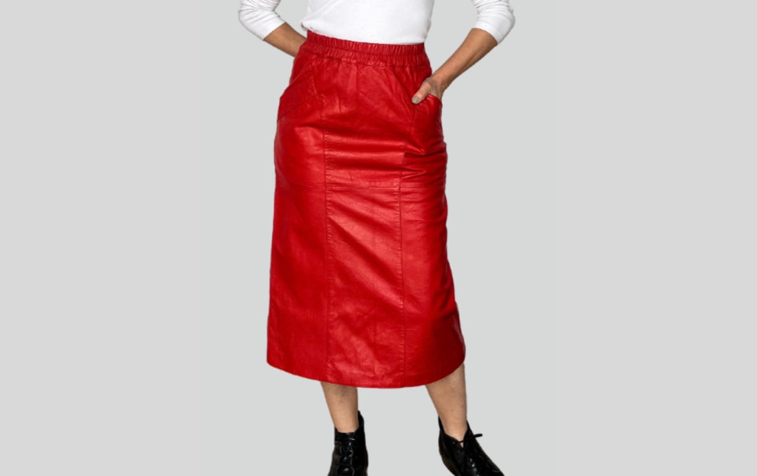 Red vintage leather skirt with bottom flounce