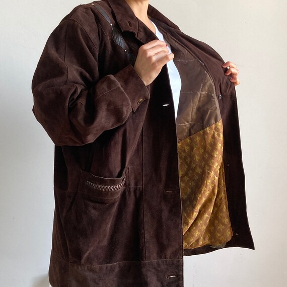 Vintage woman Brown Suede jacket - Oversize Avant… - image 6