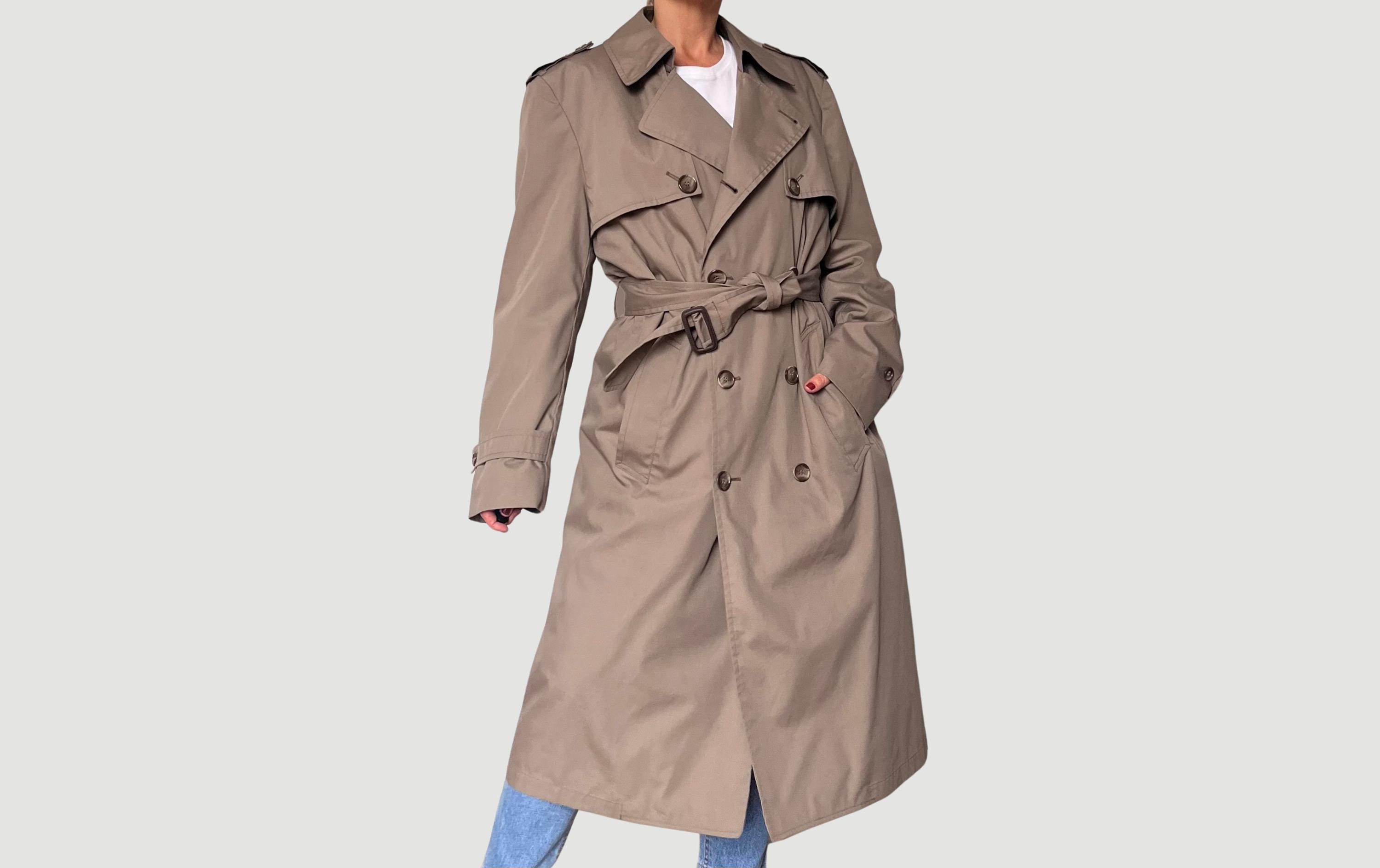 Vintage Woman Beige Long Trench Coat by London Fog - Double breasted Trench with belt - Removable inner lining - Size L/XL - 90s