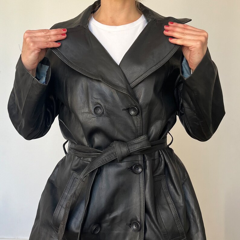Vintage svart lädertrenchcoat: Avant Garde-överrock, storlek M/L bild 6