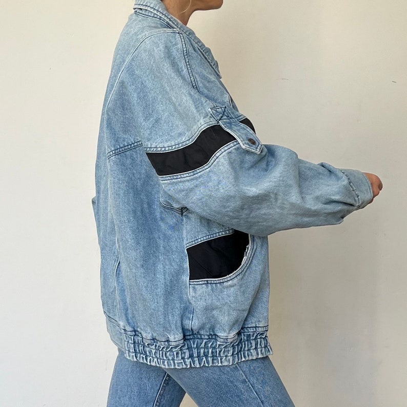 Giacca vintage in denim blu lavaggio donna di John Baner Jeans oversize da donna blu cielo Giacca in denim bomber leggero Taglia XL anni '90 immagine 6