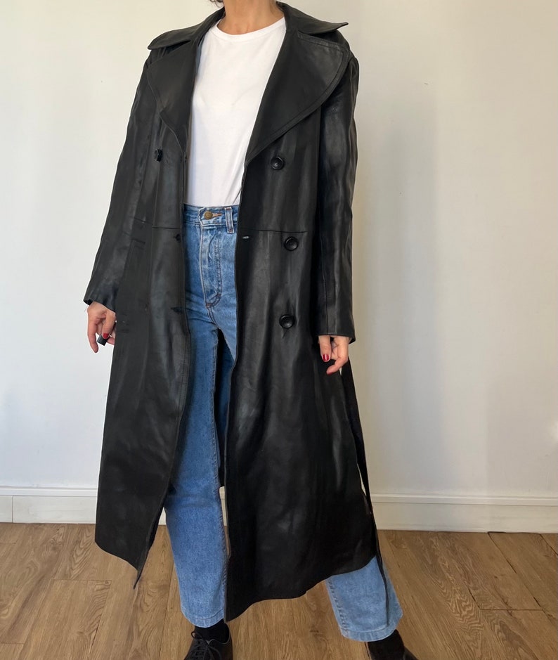 Vintage svart lädertrenchcoat: Avant Garde-överrock, storlek M/L bild 9