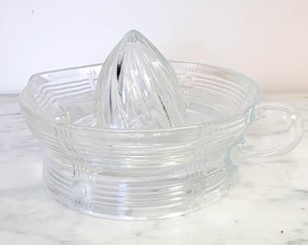 Depression Glass Juice Reamer | Hazel Atlas Glass Company, USA | 1940s