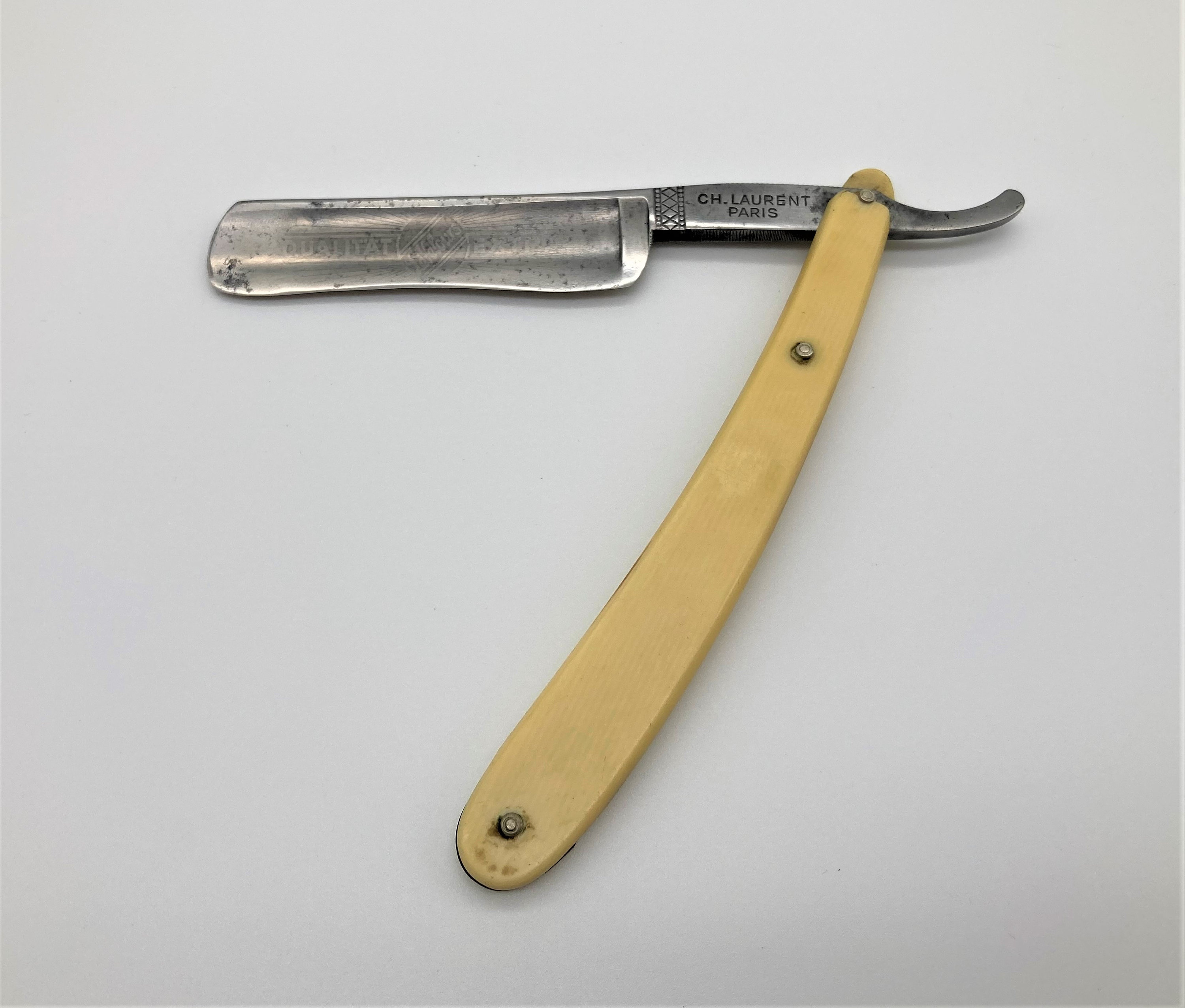 Vintage straight razors deals