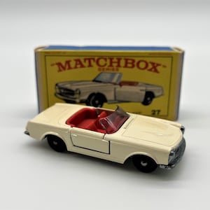 Matchbox Lesney No 27, Mercedes SL 230, Mint Condition With Original Box, 1966 Collectible Toys Made in  England, Matchbox Diecast 1/60