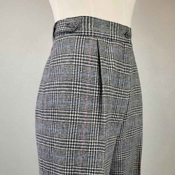 1980s High Rise Tailored Tapered Leg Plaid Trousers