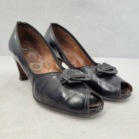 1940s WWII 'United States Shoe Corp' Black Leathe… - image 1