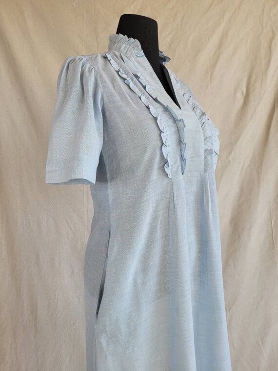 1970s Cotton A-line Shirt Dress with Ruffle Neck … - image 4