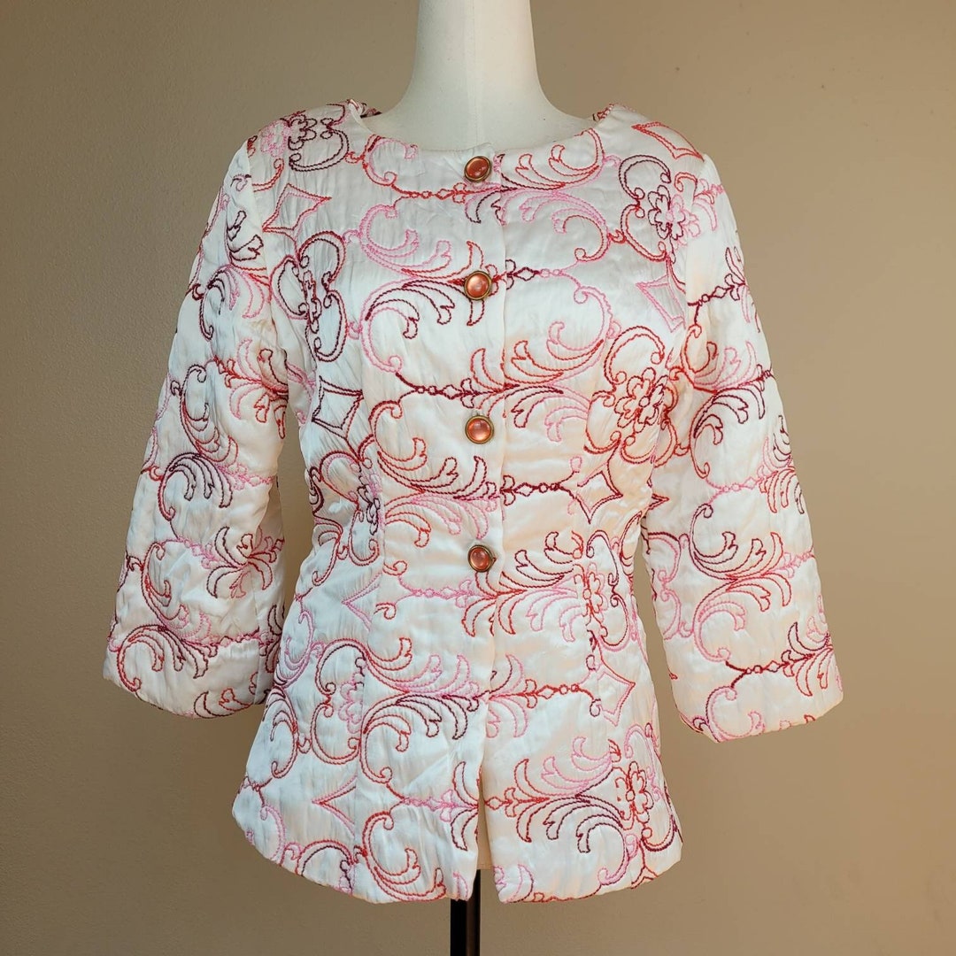 1960s Form-fitting Embroidered Satin Bed Jacket W Beautiful Buttons - Etsy