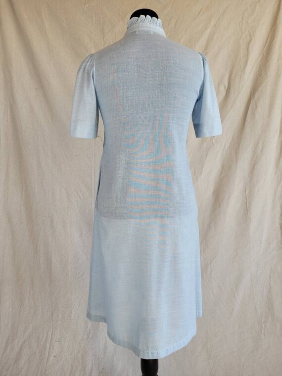 1970s Cotton A-line Shirt Dress with Ruffle Neck … - image 5