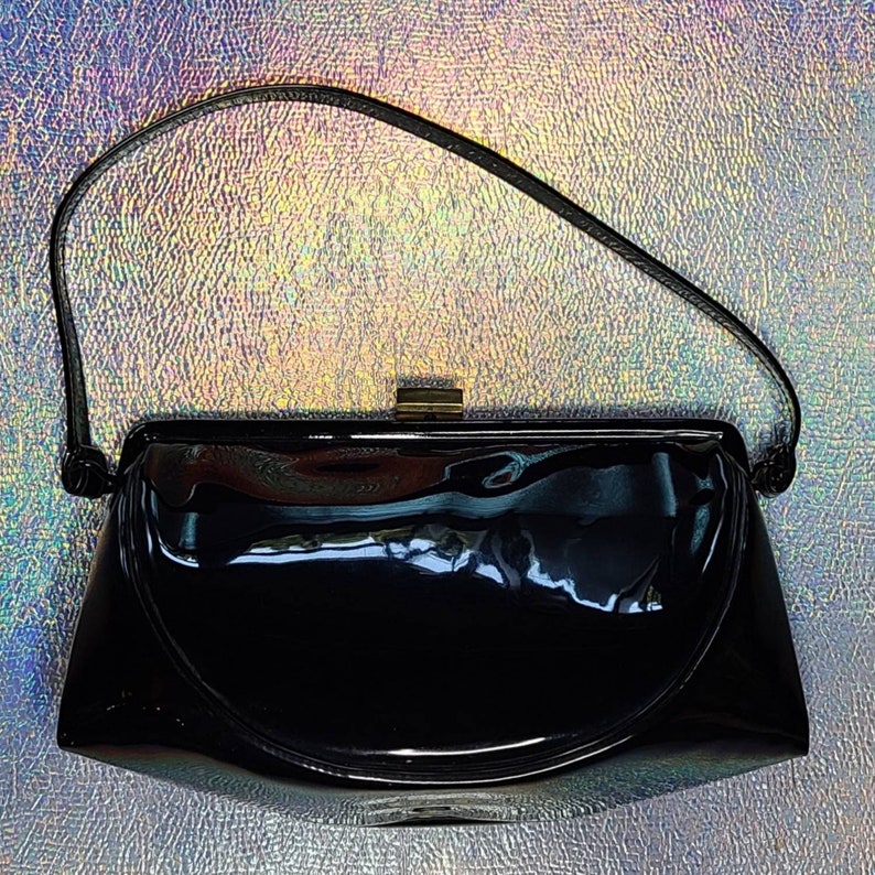 black patent evening bolsa