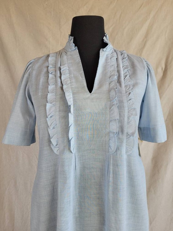 1970s Cotton A-line Shirt Dress with Ruffle Neck … - image 3