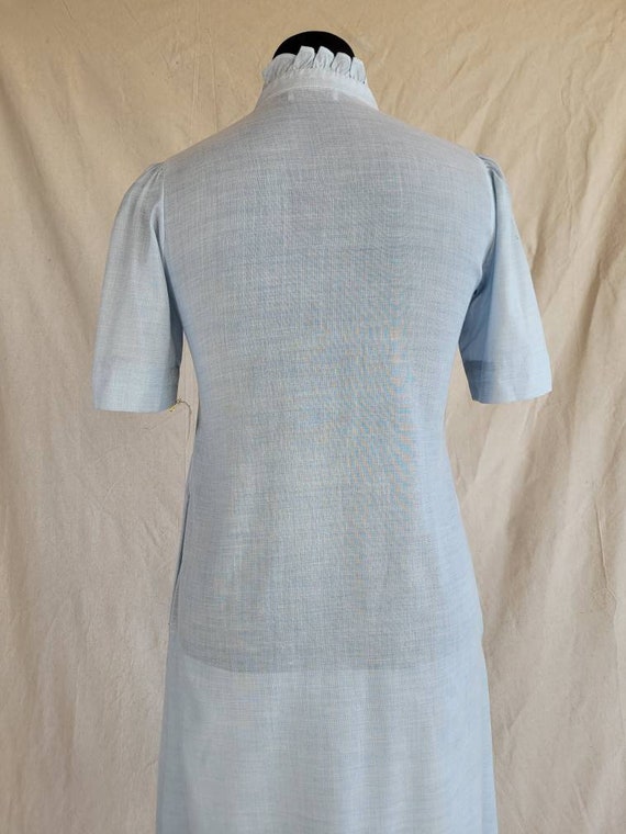 1970s Cotton A-line Shirt Dress with Ruffle Neck … - image 6
