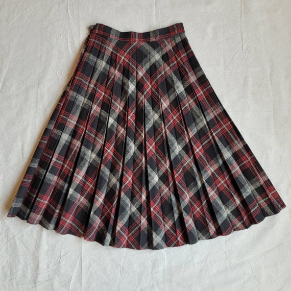 1970s Black & Red Plaid Wool Pleated Skirt - image 3